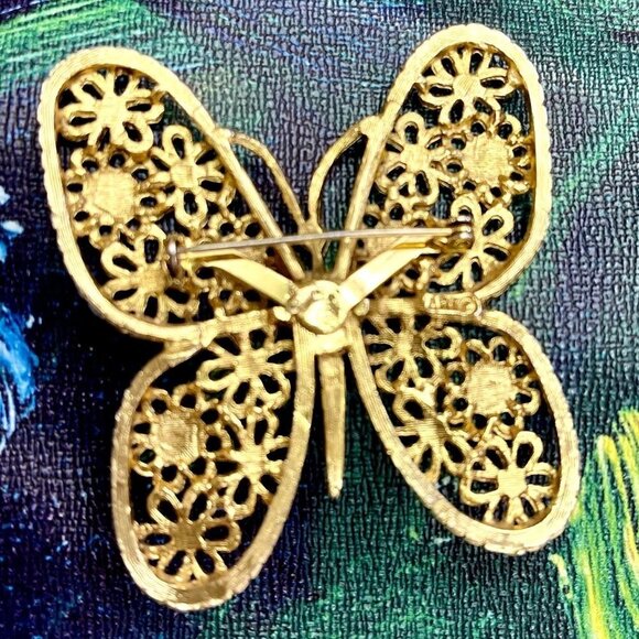 Signed ART Co Gold Tone and Enamel Butterfly Brooch With Floral Filigree Pattern - Picture 2 of 3